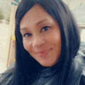 Meet your Posher, Caroline